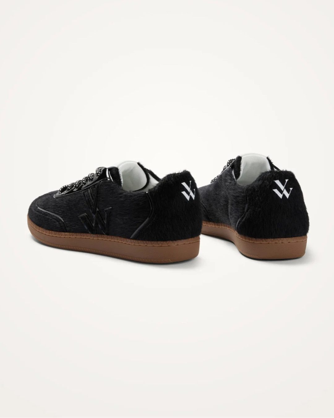 Baskets AURA Initials Vanessa Wu