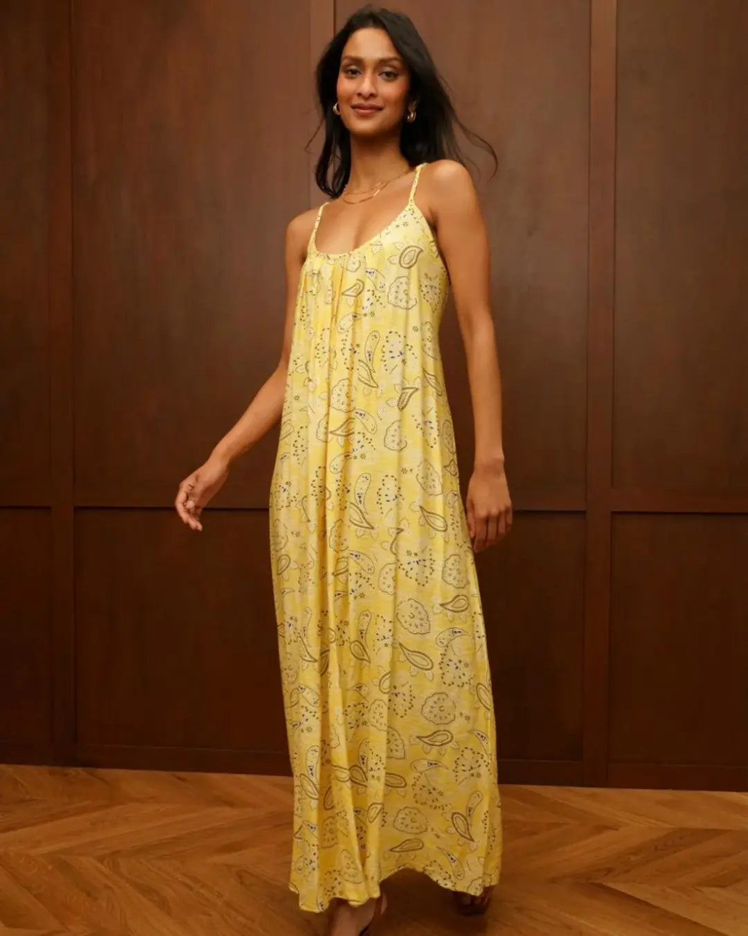 Robe jaune peisley L'armoire de Calista