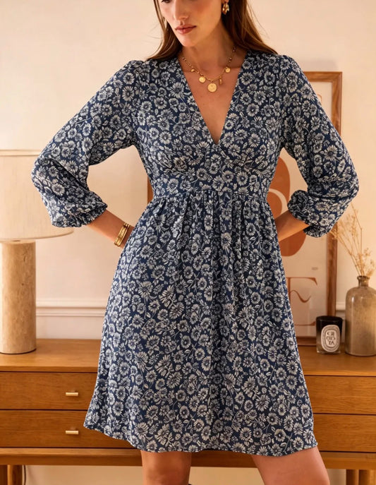 Robe bleue manches longues